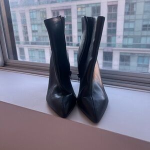 Chinese Laundry Black Heeled Boots
